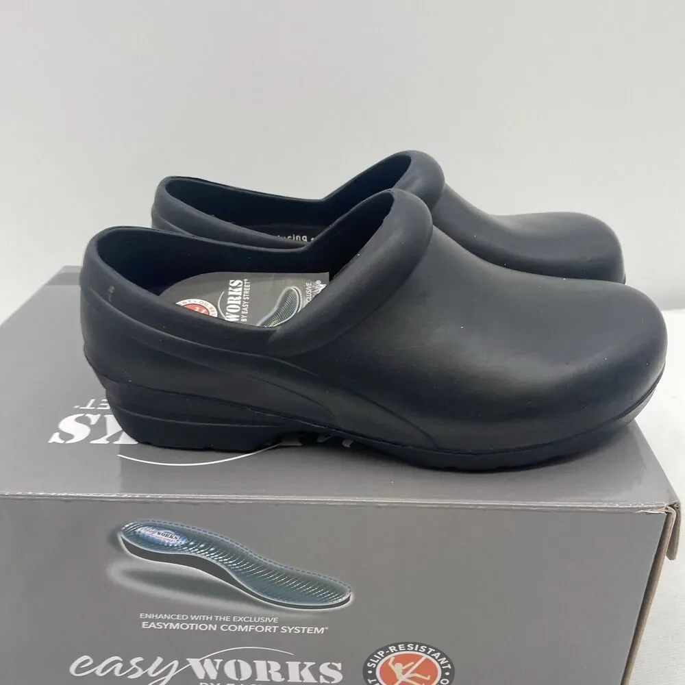 Easy Works by Easy Street Kris Women’s Slip Resistant Clog Work Shoe - Size 5